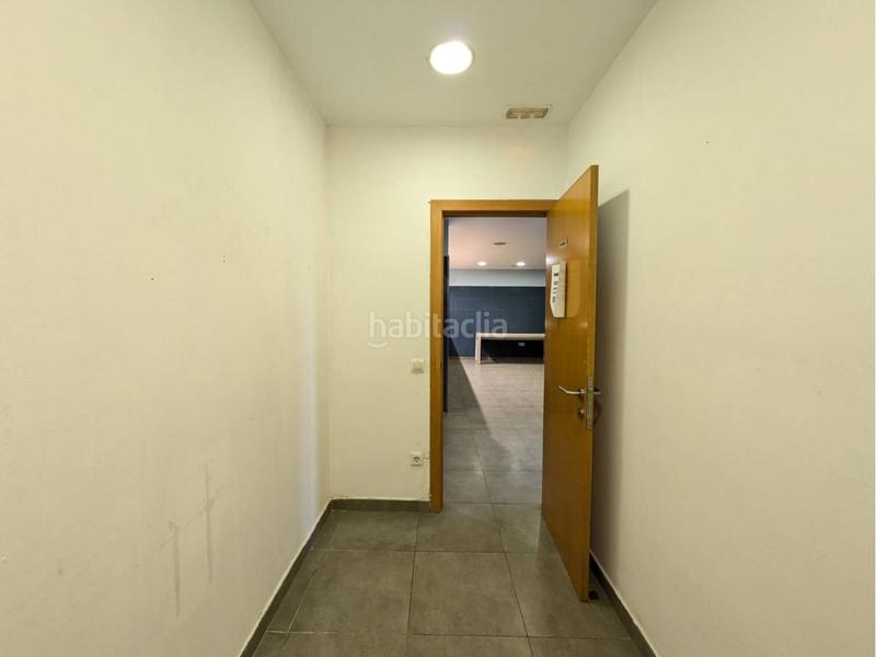 Foto 9a559773-054d-4a01-a8b9-214d66f1e9b2. Local comercial local en venta en Sant Pere de Riudebitlles