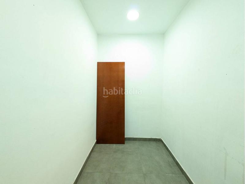 Foto cd7e3d6d-ef20-4736-8a9c-b3179ad0a438. Local comercial local en venta en Sant Pere de Riudebitlles