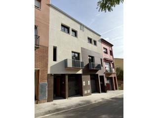 Casa a Joan fuste i ortells 30. Casa adosada en venta en sant sadurní danoia