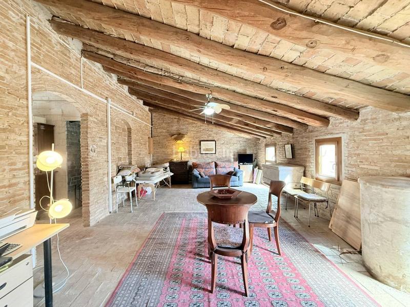 Foto 03061b82-f2ba-4ccb-8f1b-8c9557a056e7. Casa amb calefacció a Torrelavit