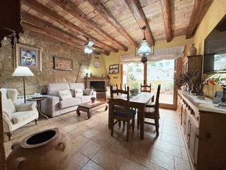 Casa  Bosc. Casa en venta en torrelavit