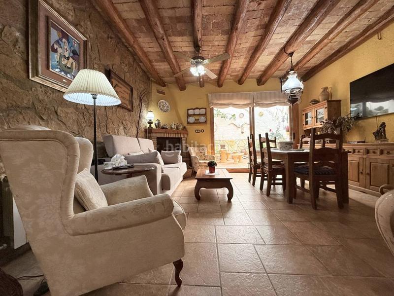 Foto 341469e3-b30b-46fd-96e5-b32013d6253e. Casa amb calefacció a Torrelavit