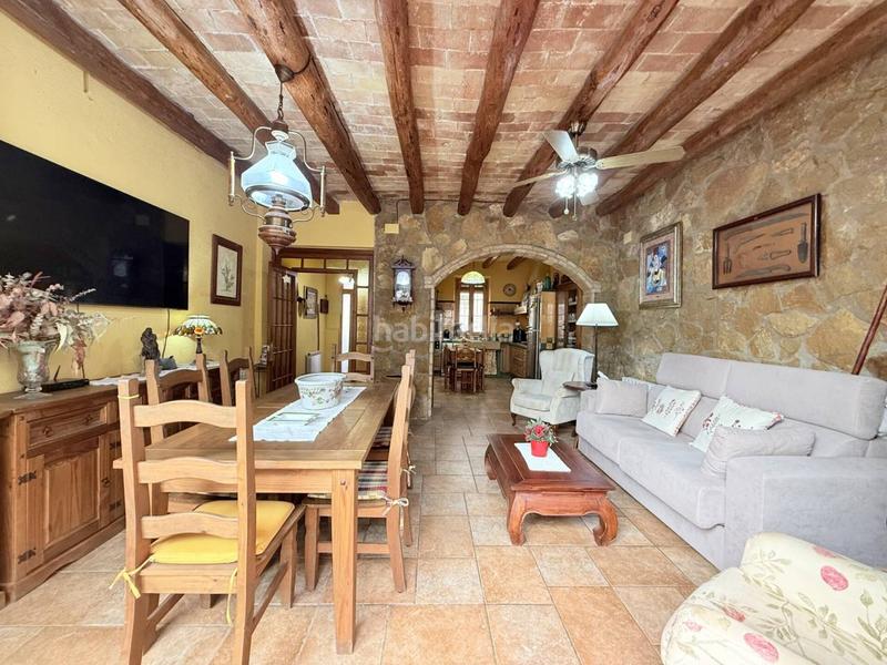 Foto 456d6c47-f14d-423c-99d3-27d518173ce3. Casa amb calefacció a Torrelavit