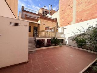 Lloguer Casa  Gandia. Casa de 4 habitaciones en alquiler en sant sadurní danoia
