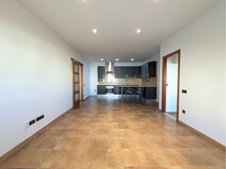 Lloguer Pis  La vall. Planta baja en la población de cantallops