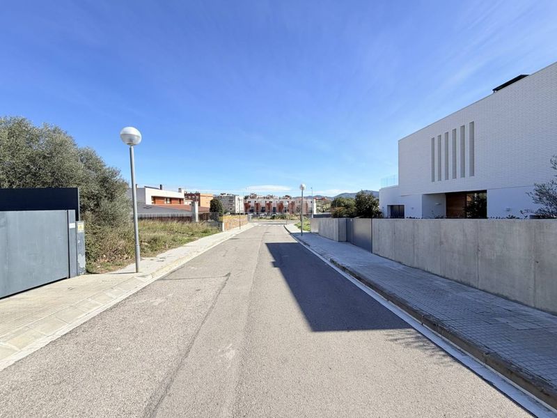 Foto 6a648bb4-ef07-4761-95be-3d44f2509de4. Terreny residencial a calle vall de rourer 6 a Sant Sadurní d´Anoia