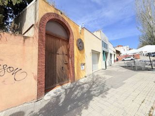 Local Comercial en Calle montardit 11. Local en venta en sant sadurní danoia