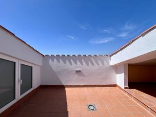 Duplex  Avenida francesc macià. Piso en venta en sant sadurní danoia