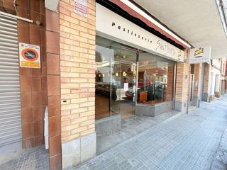 Traspàs Local Comercial a Calle barcelona 28. Local en traspaso en sant sadurní danoia