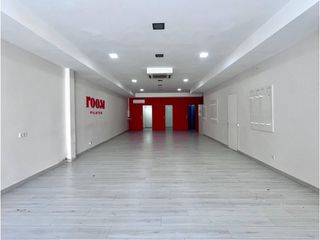 Lloguer Local Comercial  Calle mestre antoni torello. Local en alquiler en sant sadurní danoia