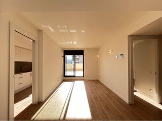 Rent Flat  Calle tinet coronel sagués. Piso en alquiler en sant sadurní danoia