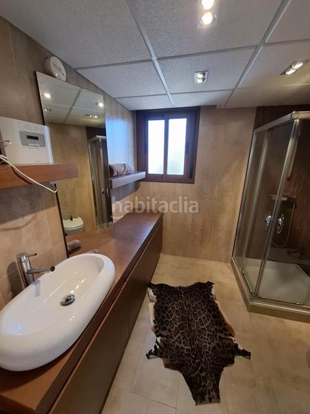 Foto 1eb99e20-f857-4d26-9883-a58c232db56a. Casa aparellada amb calefacció aparcament a Centro Villaviciosa de Odón