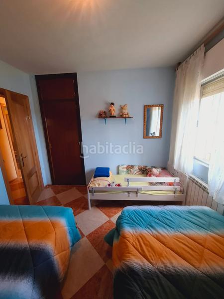 Foto 091f077d-fbcb-498d-9fe5-5f69f49b3367. Chalet en calle valcarrillo del alberche m 82x en Almorox