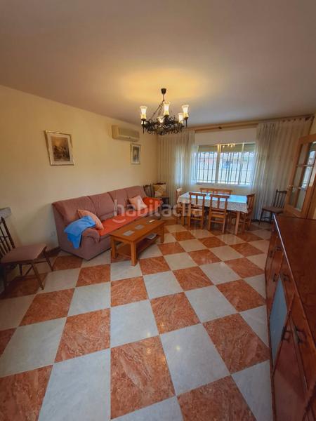 Foto 8b67a55d-5849-4fce-b2ec-1262b14dc9bc. Chalet en calle valcarrillo del alberche m 82x en Almorox