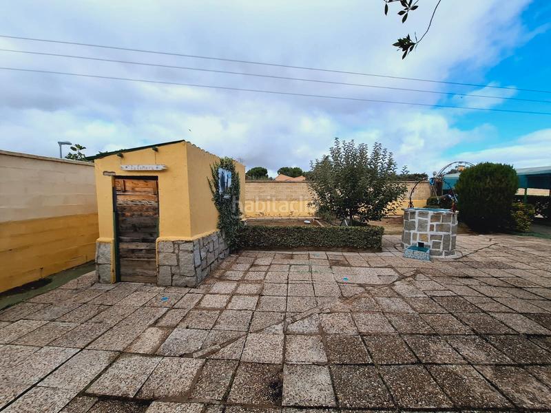 Foto 912e0881-0374-4795-92b2-4686162df097. Chalet en calle valcarrillo del alberche m 82x en Almorox