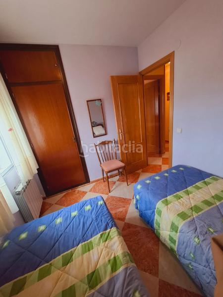 Foto ccc7450d-7179-4843-ac08-0665e297e9f1. Chalet en calle valcarrillo del alberche m 82x en Almorox