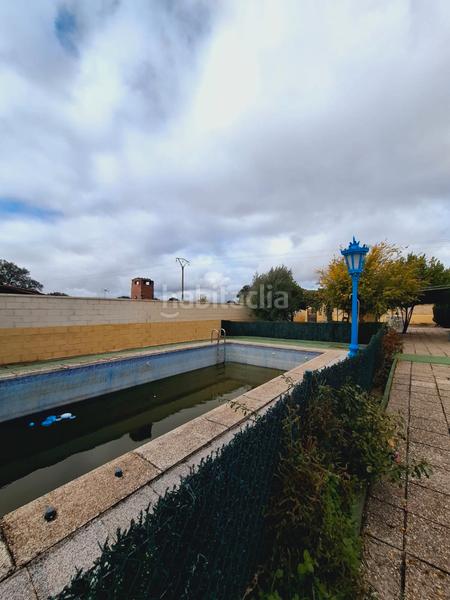 Foto 95413cb0-8162-4055-9ccc-f395d1908880. Xalet a calle valcarrillo del alberche m 82x a Almorox