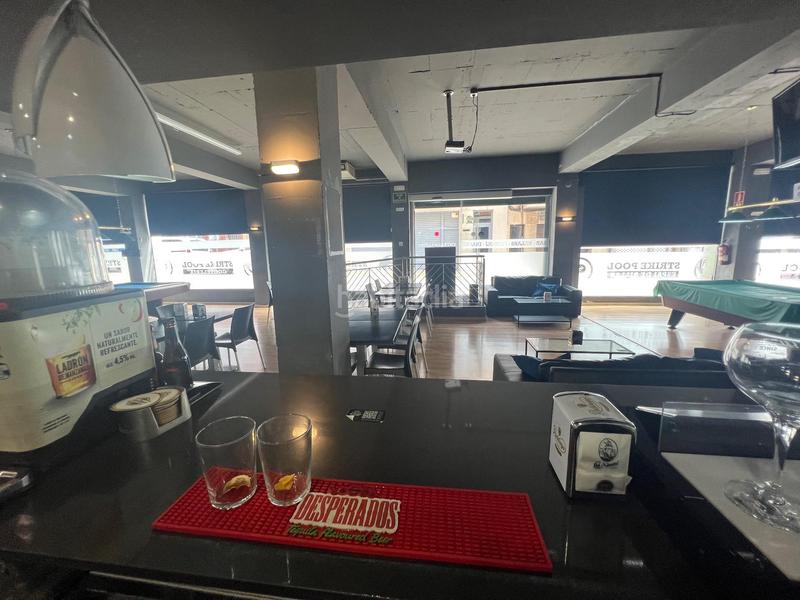 Foto 0b956cad-1e31-4853-8785-ba95ee5fb640. Pas-de-porte local commercial dans Ca n'Aurell Terrassa