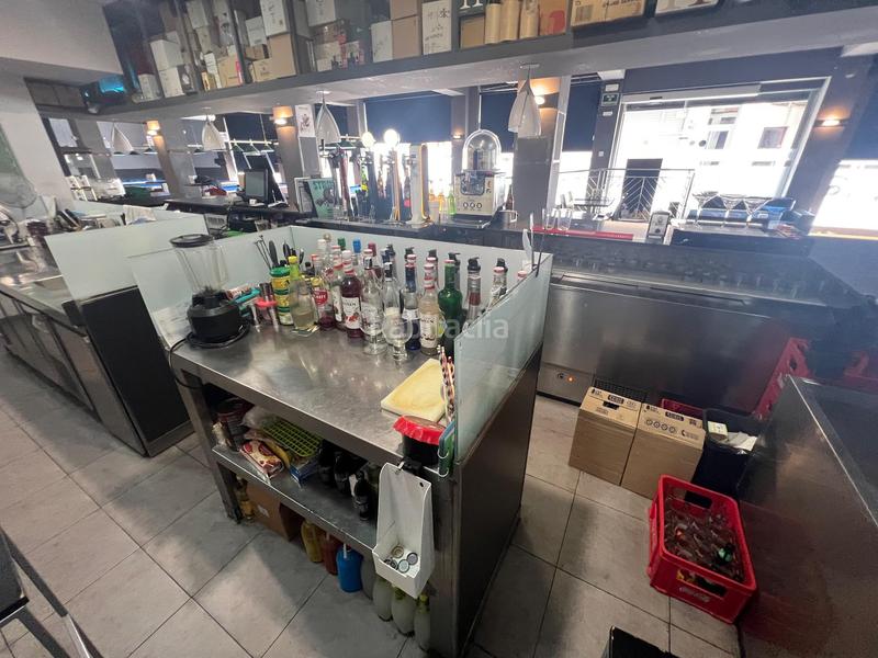 Foto 158b1618-c145-4ed2-8b78-a45ee0bd5655. Traspaso local comercial traspaso local social de billares y club en zona centro en Terrassa