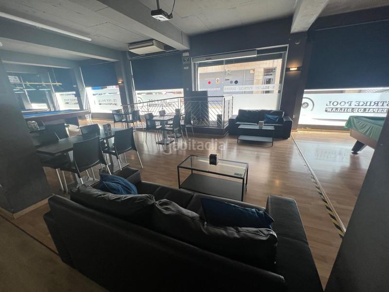 Foto 2445d2c0-1fe8-4084-8ea1-2c9a673dd0a8. Traspaso local comercial traspaso local social de billares y club en zona centro en Terrassa