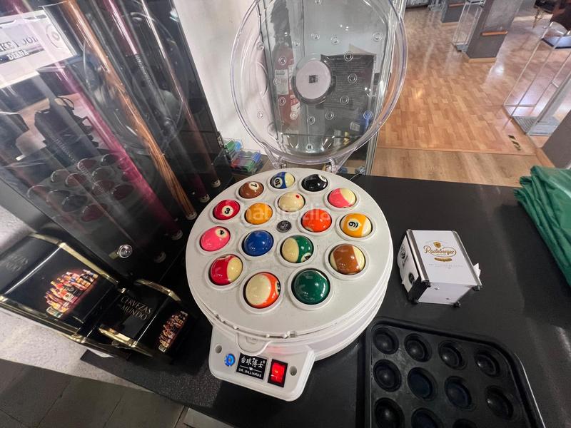 Foto f3678f5f-6991-49bc-a301-d6780ac5cfc7. Location local commercial dans Ca n'Aurell Terrassa