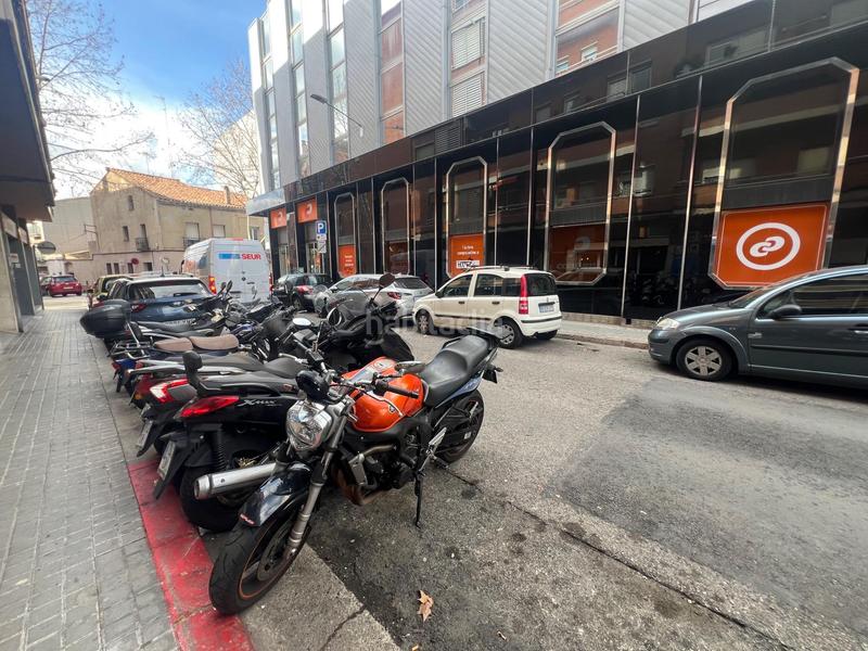 Foto e1844733-51e1-48c5-a193-79d706f761e8. Local comercial a Creu Alta Sabadell