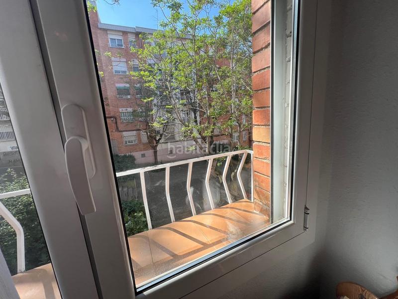 Foto 5be1dac7-0d73-4684-a4c9-57b2e1cfcb4e. Piso primera planta sin ascensor con tres habitaciones en Can Rull cifuentes en Sabadell
