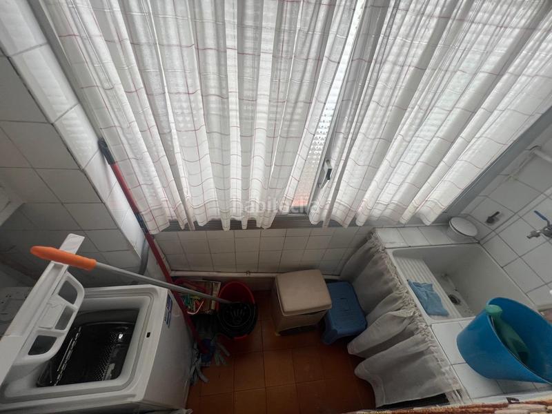 Foto 79c9797c-a5fe-40d0-a4f9-8cb3ce1ea232. Piso primera planta sin ascensor con tres habitaciones en Can Rull cifuentes en Sabadell