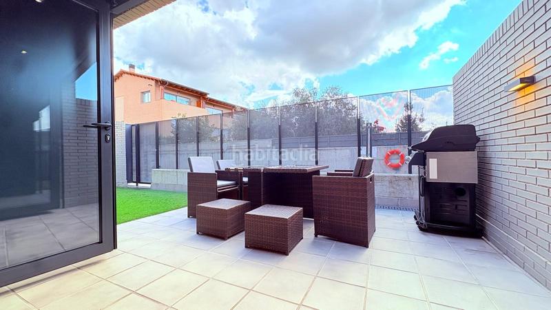 Foto e2ffc34b-ba2d-4751-ba58-35fd7abb1151. Planta baixa amb calefacció aparcament piscina a Castellar del Vallès