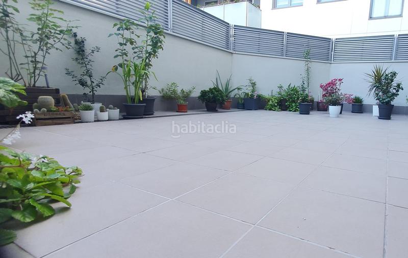 Foto 3ad908e0-c65b-467a-981e-20f6b4119c96. Rez-de-chaussée avec chauffage piscine dans Eixample Sabadell