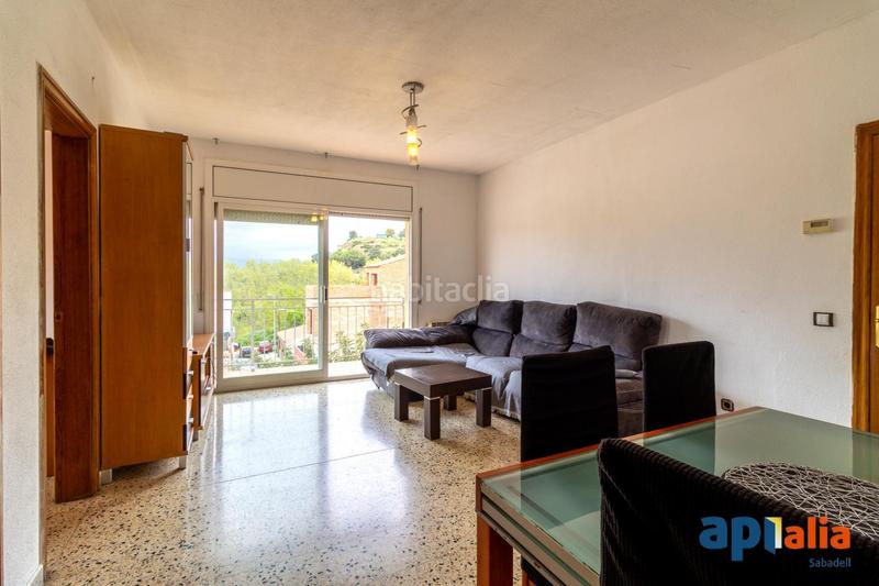Foto ccc8565b-b993-457c-957f-d060afa99ee5. Flat with heating in Torre-romeu Sabadell