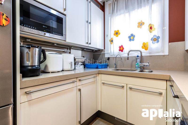 Foto 83f1fa77-5c76-4933-98a5-177db7d322e7. Casa  junto hotel urpí , Creu Alta en Creu Alta Sabadell