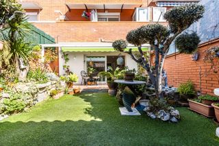 Casa a Les Arenes - La Gr�pia - Can Montllor. Maravillosa casa unifamiliar adosada con espectacular jard�n y g
