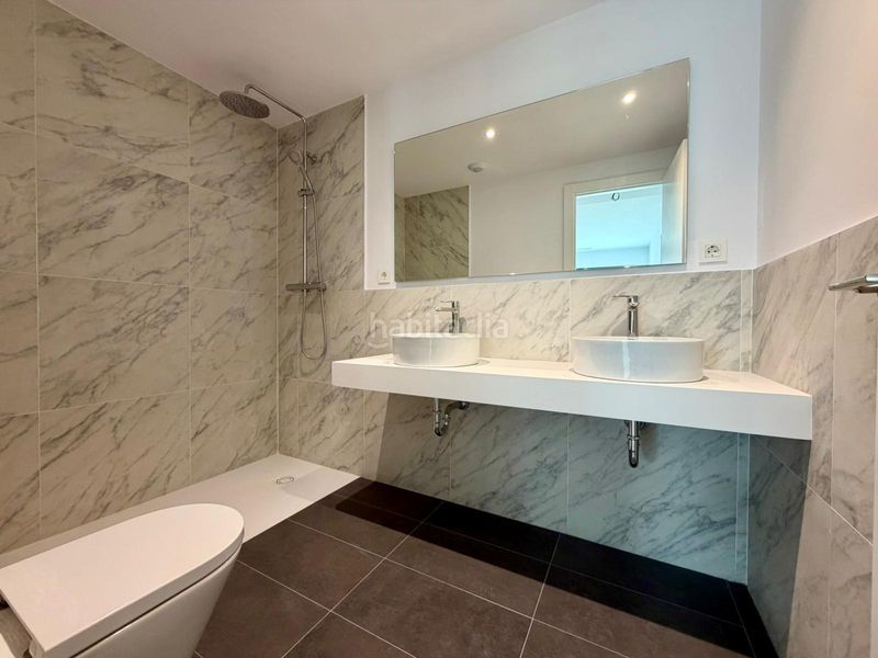 Foto b2b4da85-4c8a-44b0-90df-65ae672106f8. Pis amb aparcament a Creu Alta Sabadell