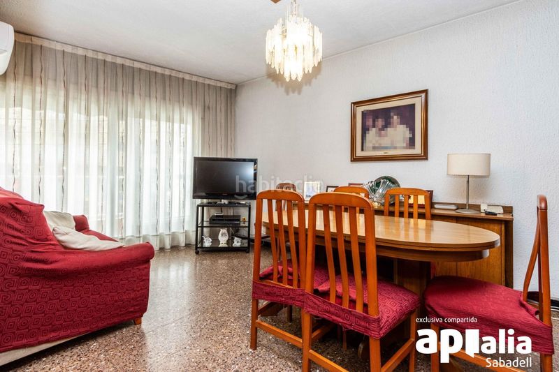 Foto 4c673cdb-c06f-4784-ae48-cf08e529ee7a. Pis a Centre Sabadell