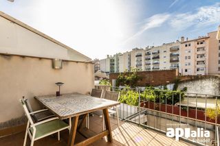Casa a Gr�cia. Exclusiva vivienda con ascensor, terrazas y espacios �nicos en g