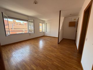 Appartement à Can Rull. Vivienda de tres habitaciones en el corazón de can rull sabadell