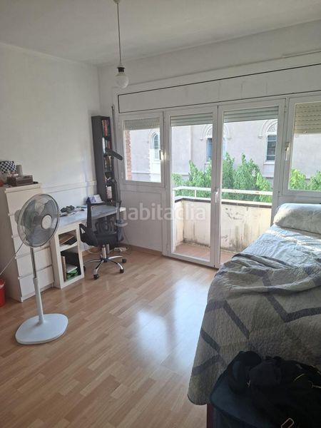 Foto b1f972a7-9a04-4f29-aff9-8143bb8328c5. Casa amb calefacció aparcament a Centre Sabadell