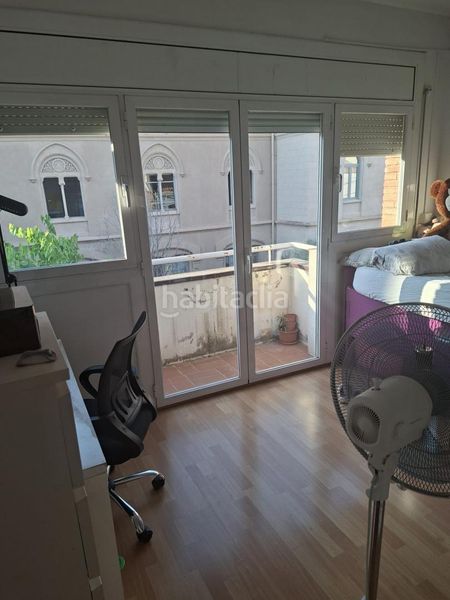 Foto f366c725-ea18-43ea-baa0-c574ed47f053. Casa amb calefacció aparcament a Centre Sabadell