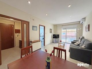 Pis a Creu de Barberà. Piso para entrar a vivir 3 habitaciones, 2 baños, ascensor y bal