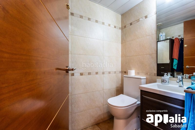 Foto 36677538-4451-46e7-a004-383863c2ff2a. Casa amb calefacció aparcament piscina a Eixample - Can Bogunyà Castellar del Vallès