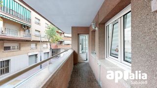Pis a Centre-Eixample-Can Llobet