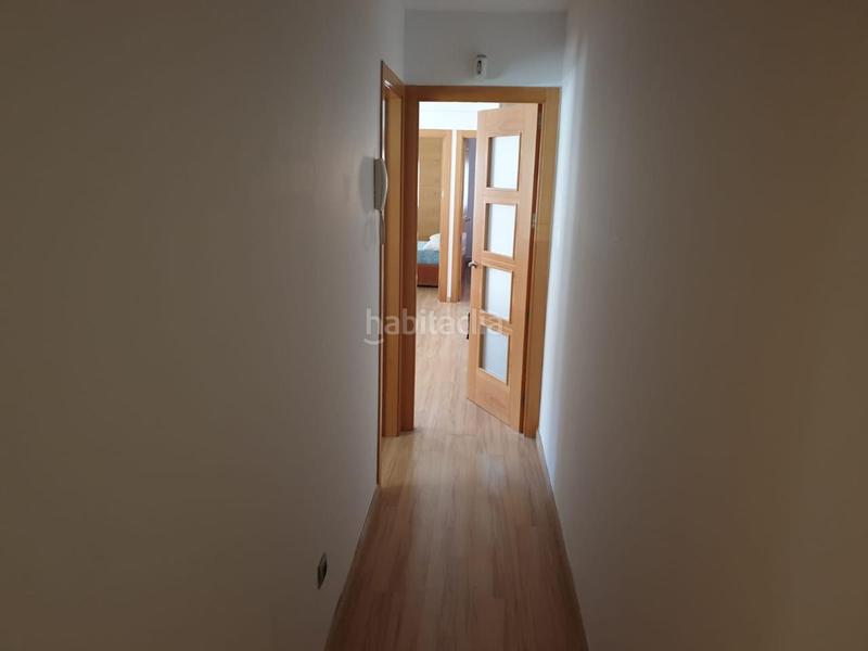 Foto 88ac2082-2fe1-4fb6-9130-bfd1a8e68e5c. Rent ground floor with heating in Almendrales Madrid