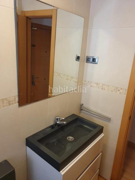 Foto cd9af638-b692-4ef4-a58b-7495f94252c7. Rent ground floor with heating in Almendrales Madrid