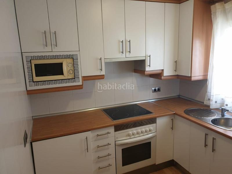 Foto 7a626bae-869f-4738-80d0-5b1fab1f1c15. Affitto piano terra con riscaldamento in Almendrales Madrid