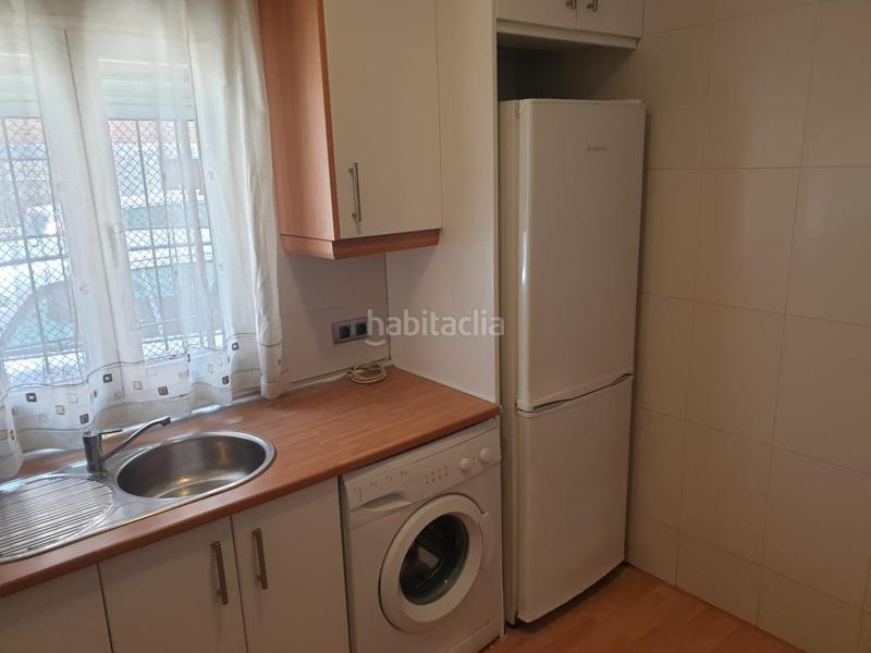 Foto cf06dbb2-92fd-43e5-b09f-a7cff4b25405. Affitto piano terra con riscaldamento in Almendrales Madrid