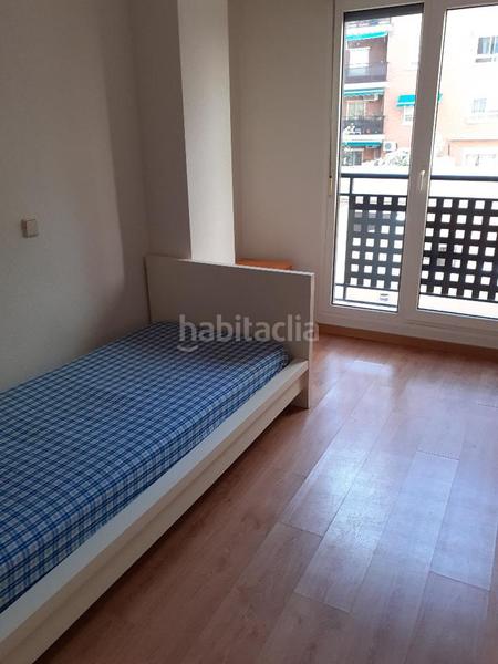 Foto afb606c3-fb22-4d1c-8156-5a219b668ff9. Etagenwohnung mit heizung parking in Estación-Parque O´Donnell Alcalá de Henares