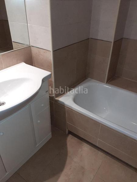 Foto dca17706-2dff-4d24-a9d7-1da8514cf1e0. Etagenwohnung mit heizung parking in Estación-Parque O´Donnell Alcalá de Henares