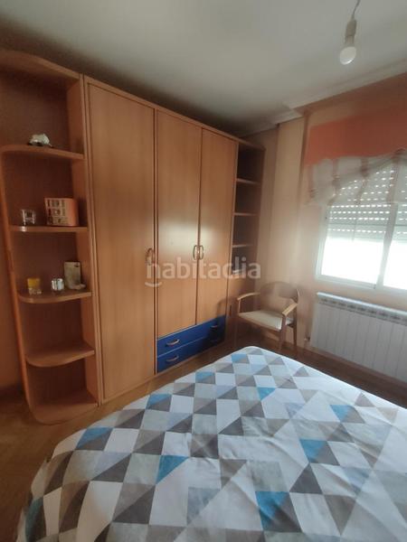 Foto eec2089e-7ef7-423e-9996-1eb3972be7fc. Casa adossada amb calefacció piscina a Vallehermoso Azuqueca de Henares