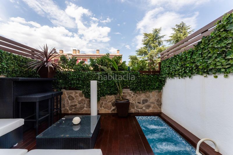 Foto aaf91fe9-ad52-478b-9d07-9124810046d5. Casa adossada a calle del camino de valladolid 1 a Torrelodones